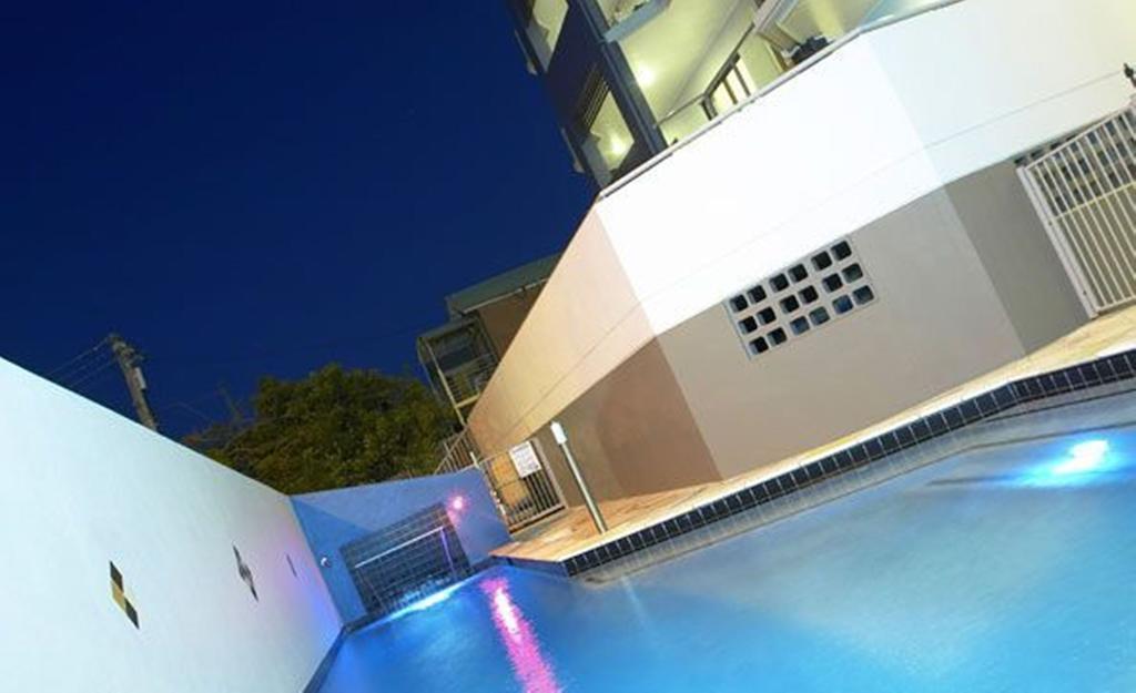 La Vida On Anzac Aparthotel Redcliffe Luaran gambar