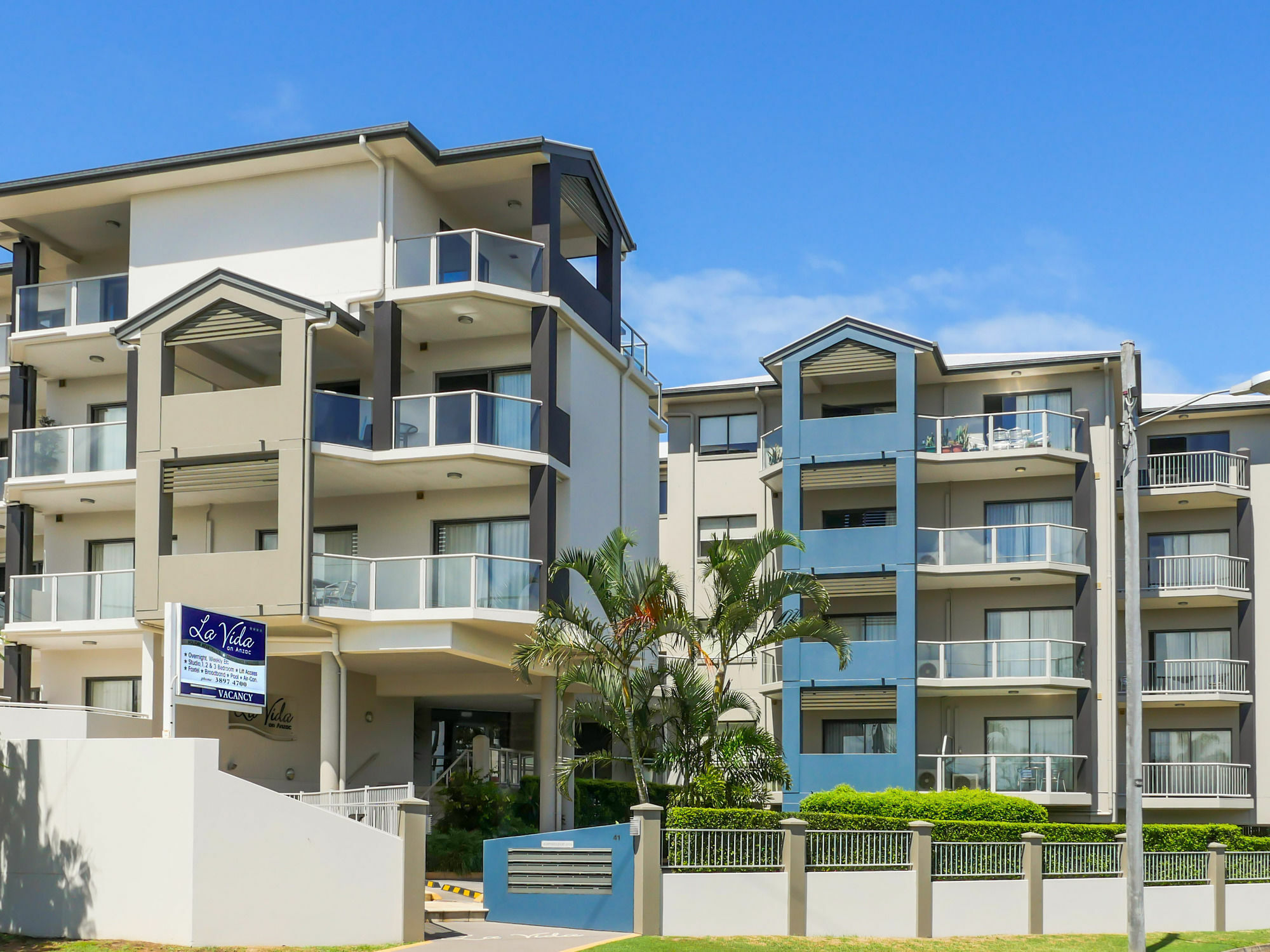La Vida On Anzac Aparthotel Redcliffe Luaran gambar