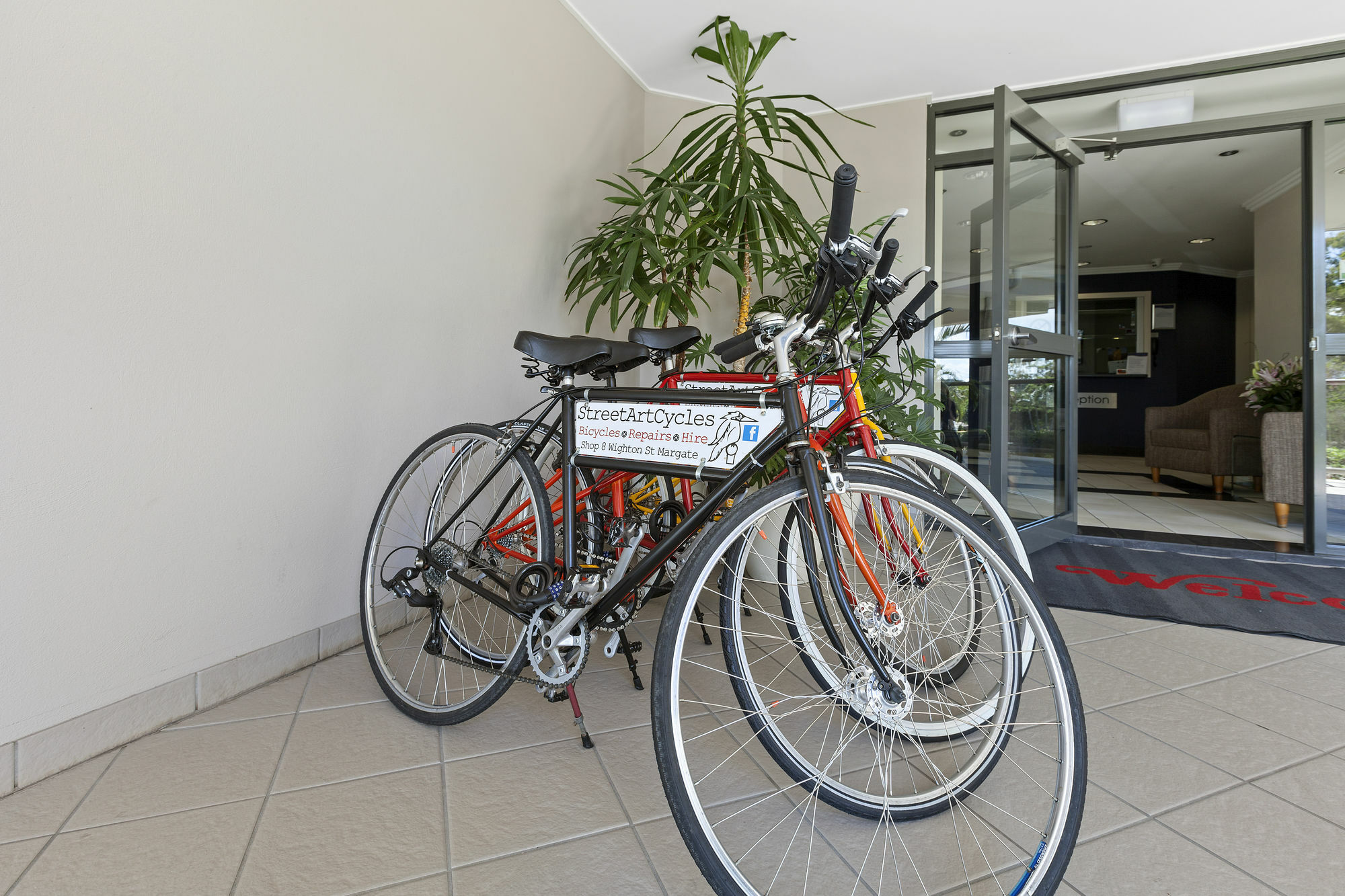 La Vida On Anzac Aparthotel Redcliffe Luaran gambar